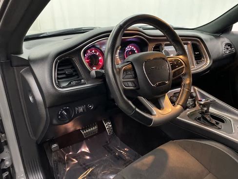 Used 2019 Dodge Challenger SRT Hellcat Redeye RWD image 2