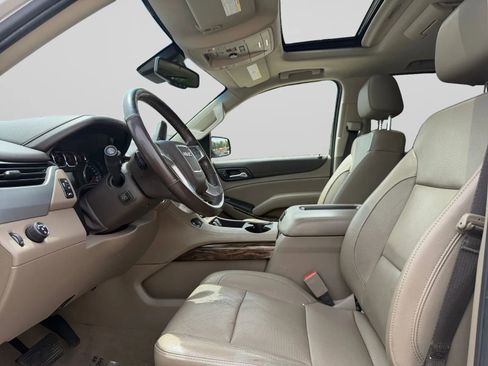 Used 2019 GMC Yukon XL SLT w/ Open Road Package RWD image 17