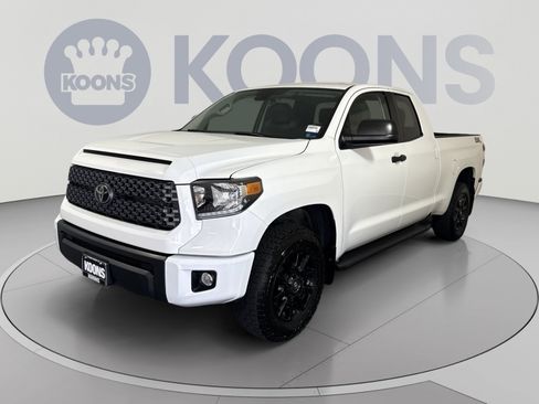 Used 2021 Toyota Tundra SR5 w/ SX Package AWD/4WD image 1