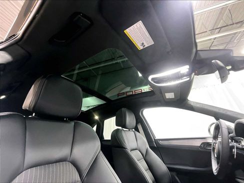 Used 2026 Porsche Macan Turbo AWD/4WD image 26
