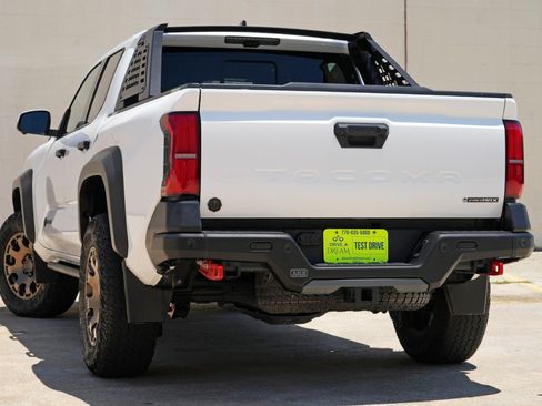 Used 2024 Toyota Tacoma 4x4 Double Cab Hybrid image 6