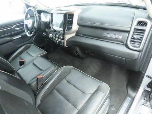 Used 2022 RAM 1500 Laramie image 18