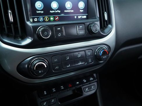 Used 2021 Chevrolet Colorado ZR2 image 23