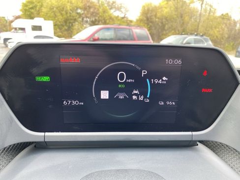 Used 2024 Toyota bZ4X XLE image 21