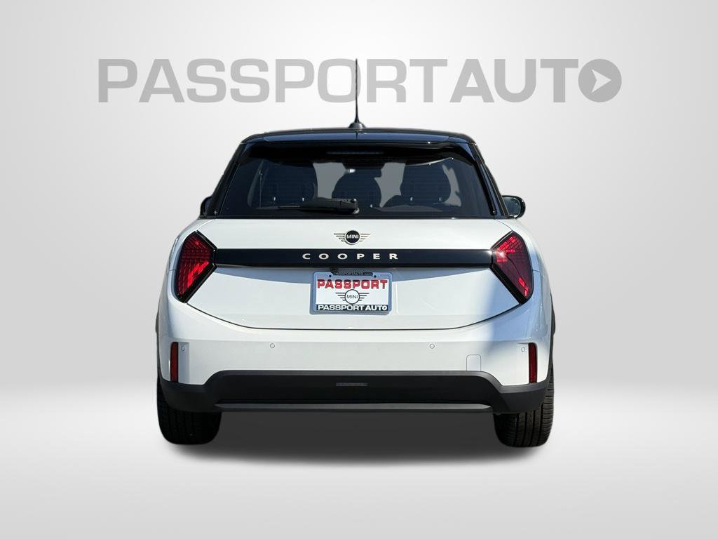 New 2027 MINI Cooper 4-Door Hardtop FWD image 5
