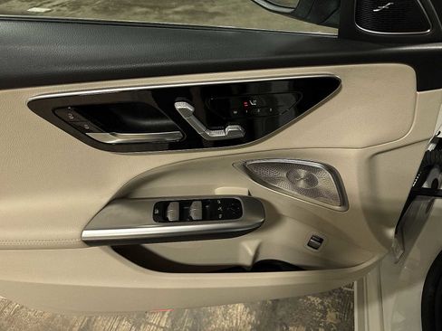 Used 2022 Mercedes-Benz C 300 4MATIC Sedan image 23