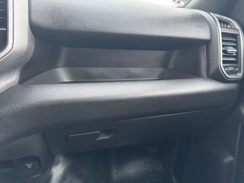 Used 2025 RAM 2500 Tradesman w/ Chrome Appearance Group image 25