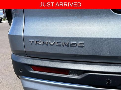 New 2026 Chevrolet Traverse LT w/ Driver Confidence Package FWD image 11