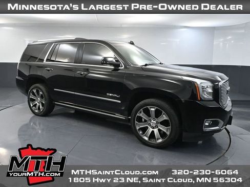 Used 2017 GMC Yukon Denali image 1