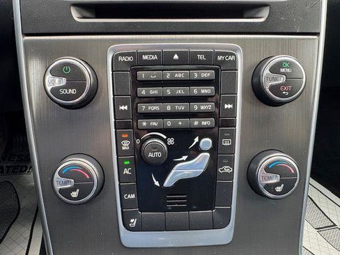 Used 2015 Volvo V60 T5 Premier Plus image 24