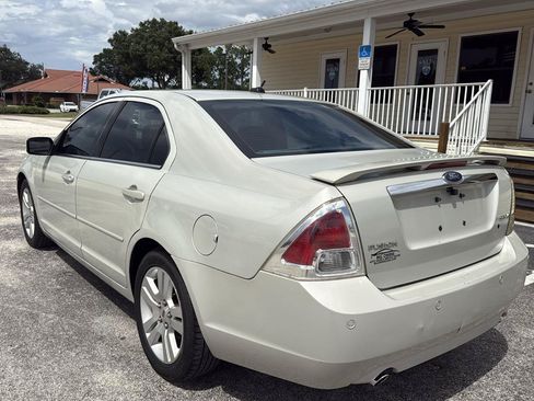 Used 2008 Ford Fusion SEL FWD image 3