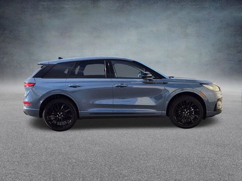 New 2026 Lincoln Aviator AWD w/ Jet Appearance Package image 8
