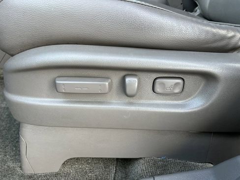 Used 2014 Honda Odyssey EX-L image 12