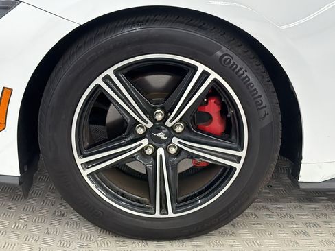 Used 2024 Ford Mustang Coupe RWD image 10