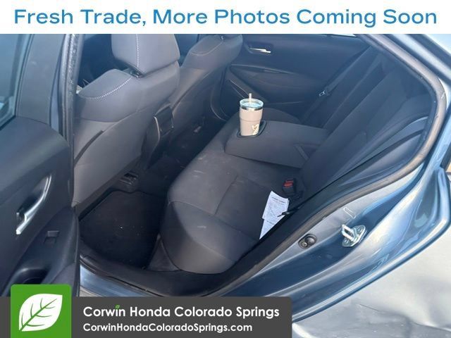Used 2020 Toyota Corolla LE FWD image 8