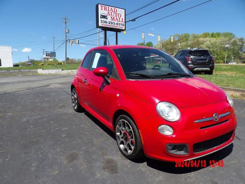 Used 2013 FIAT 500 Sport FWD image 3