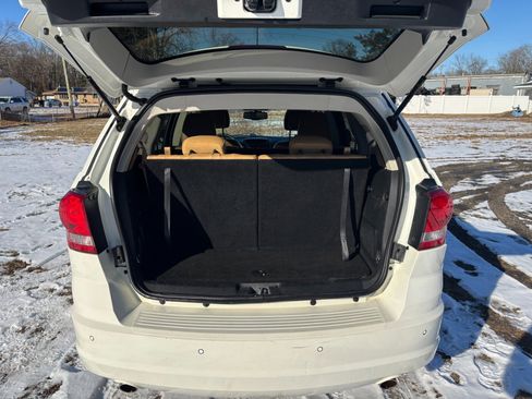 Used 2011 Dodge Journey Lux image 23
