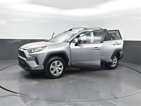 Used 2019 Toyota RAV4 LE image 36