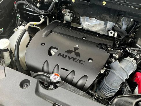 Used 2024 Mitsubishi Outlander Sport AWD image 28