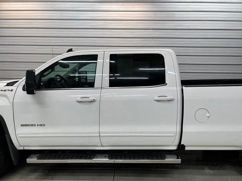 Used 2018 GMC Sierra 2500 SLE w/ HD SLE Preferred Plus Package image 9