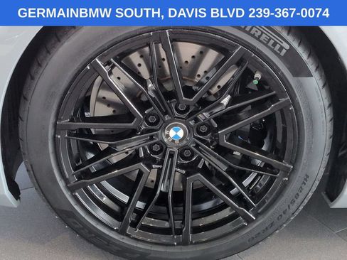 Used 2025 BMW M5 w/ Carbon Package AWD/4WD image 12