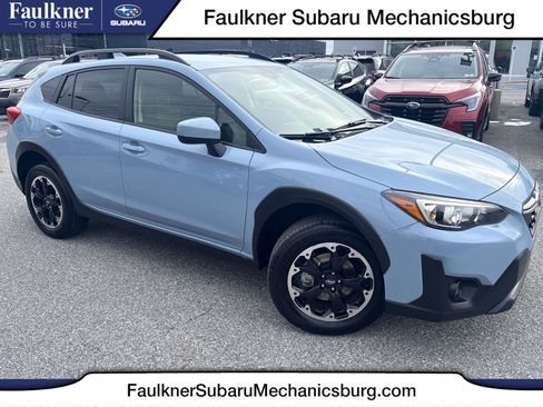 Used 2023 Subaru Crosstrek 2.0i Premium image 1