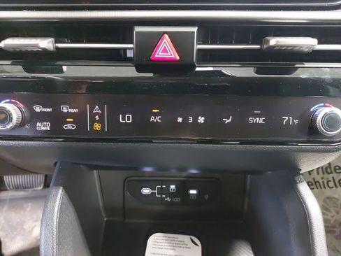 New 2026 Kia Sportage EX image 21