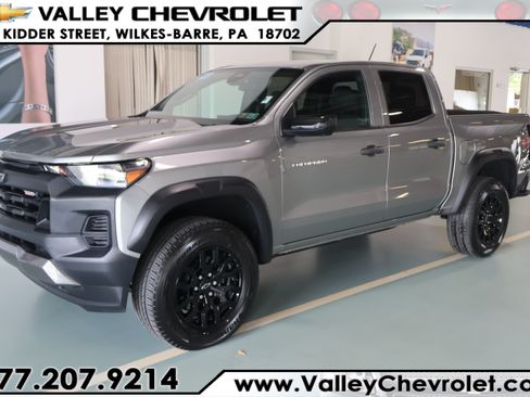 Certified 2023 Chevrolet Colorado Trail Boss w/ Technology Package AWD/4WD image 1