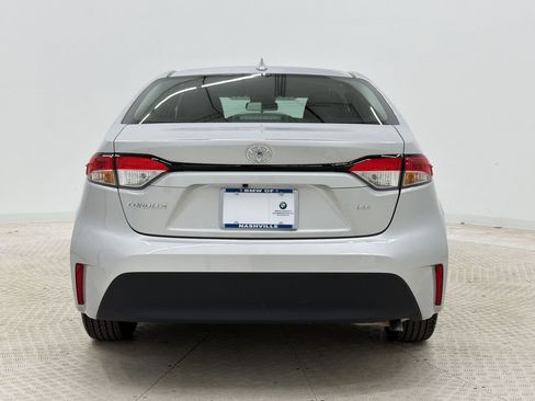 Used 2025 Toyota Corolla LE FWD image 10