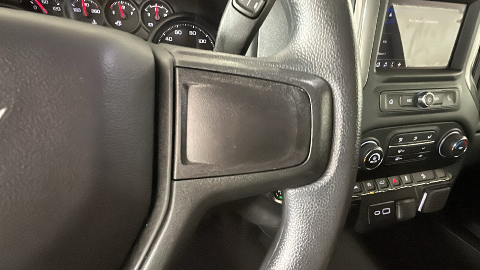 Used 2026 Chevrolet Silverado 1500 Custom Trail Boss w/ Turbomax Blackout Package AWD/4WD image 19