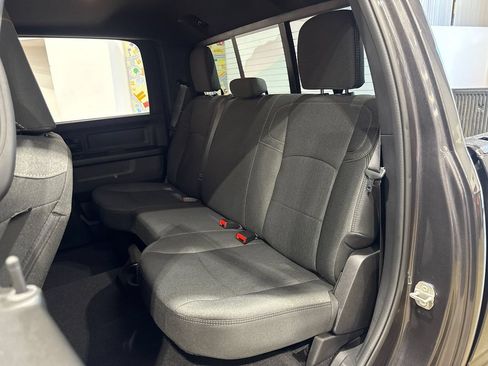 Used 2024 RAM 2500 Tradesman w/ Chrome Appearance Group AWD/4WD image 98