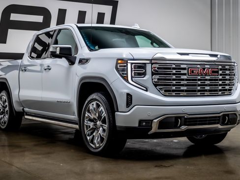 Used 2026 GMC Sierra 1500 Denali AWD/4WD image 28
