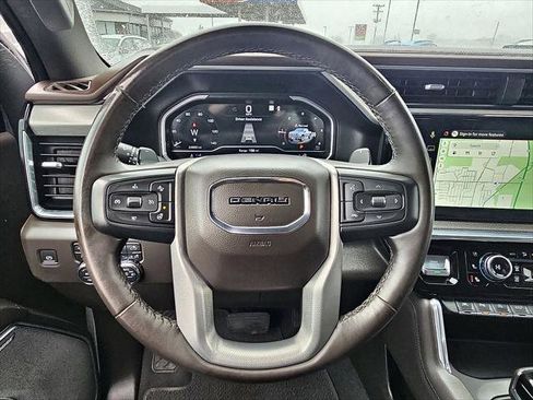 Used 2024 GMC Sierra 1500 Denali w/ Denali Reserve Package AWD/4WD image 16