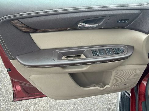Used 2016 GMC Acadia Denali AWD/4WD image 9