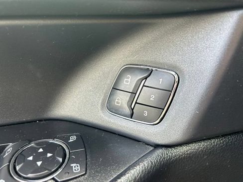 Used 2021 Ford Expedition Limited RWD image 16