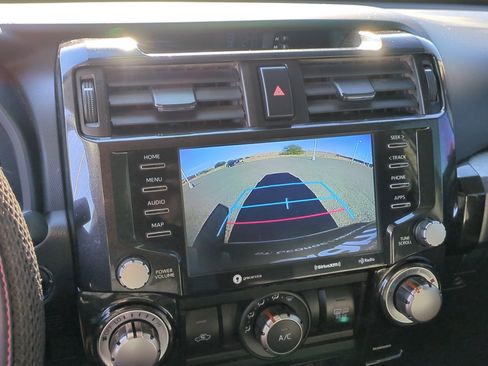 Used 2020 Toyota 4Runner TRD Off-Road Premium image 21