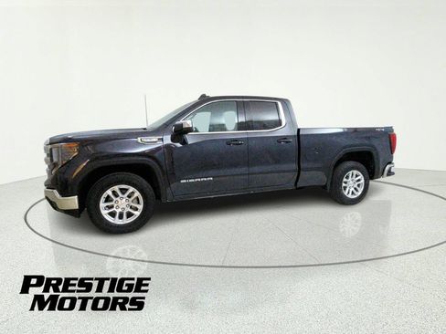 Used 2023 GMC Sierra 1500 SLE w/ Enhanced Capability Package AWD/4WD image 4