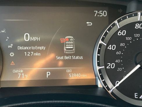 Used 2023 Toyota Highlander LE AWD/4WD image 17