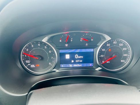 Used 2023 GMC Terrain SLE w/ Driver Convenience Package image 24