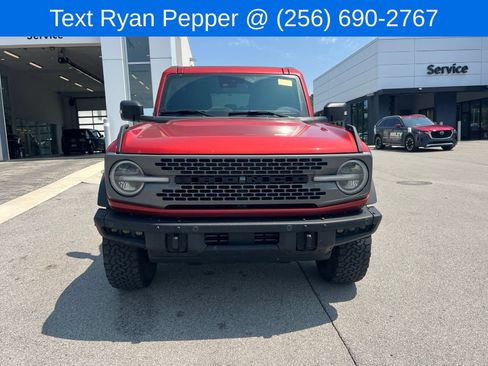 Used 2023 Ford Bronco Badlands AWD/4WD image 2