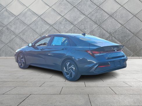 Certified 2025 Hyundai Elantra Sport image 5