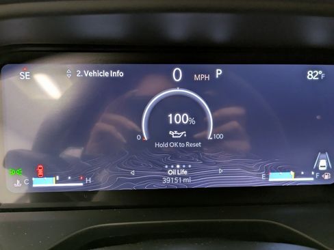 Used 2023 Jeep Grand Cherokee Altitude image 15