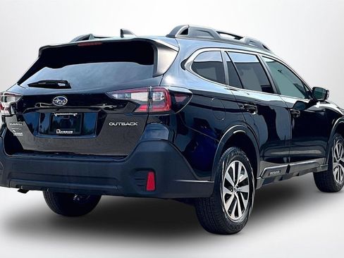 Used 2022 Subaru Outback Premium AWD/4WD image 5