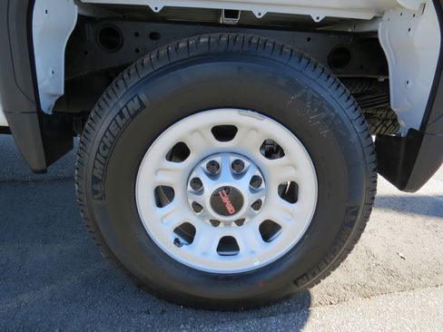 New 2025 GMC Sierra 2500 Pro w/ Convenience Package image 13