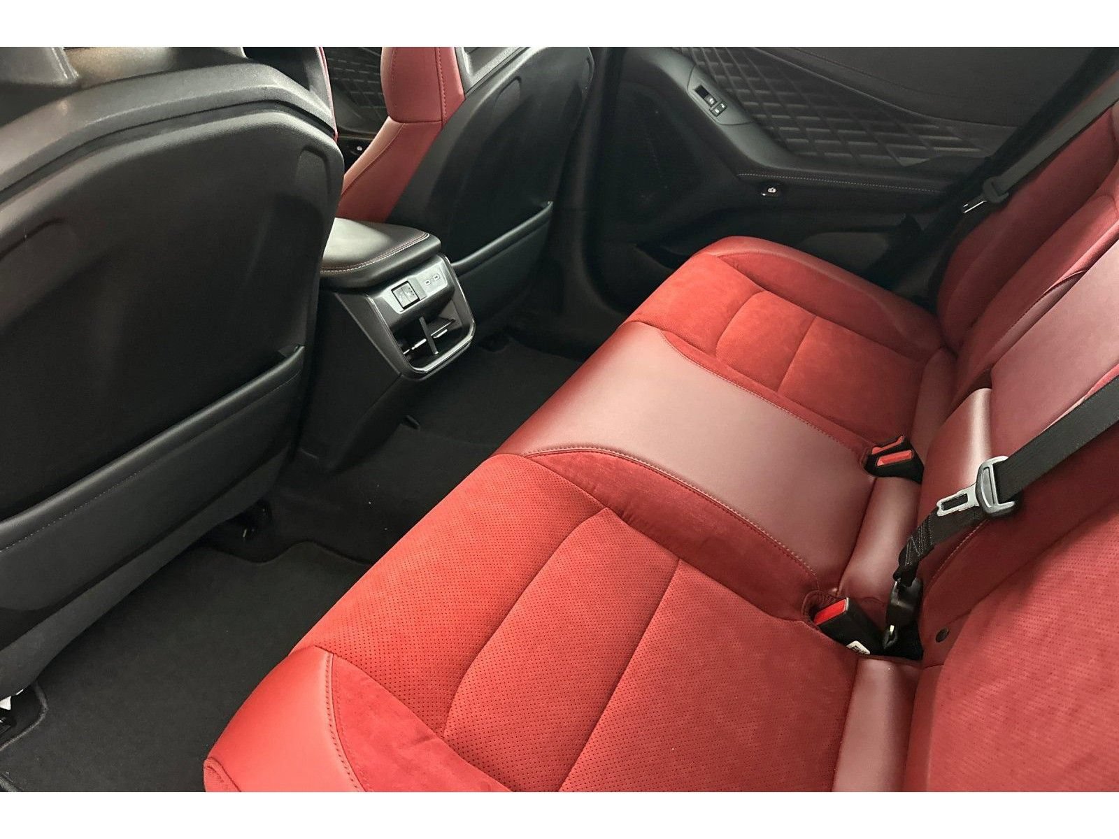 New 2026 Dodge Charger R/T AWD/4WD image 13