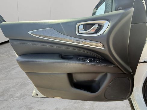 Used 2019 INFINITI QX60 Luxe w/ Essential Package AWD/4WD image 25