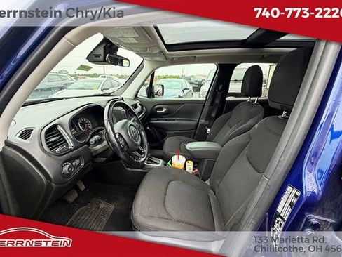 Used 2018 Jeep Renegade Altitude AWD/4WD image 7