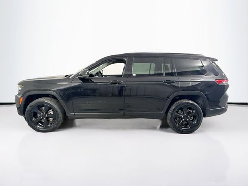 Used 2023 Jeep Grand Cherokee L Limited w/ Black Appearance Package RWD image 8