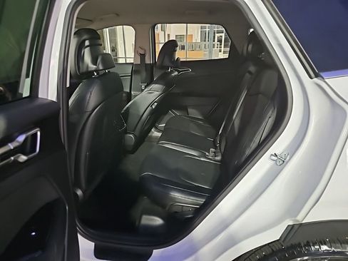 Used 2024 Kia Sportage EX image 27