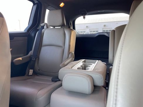 Used 2022 Honda Odyssey Touring image 10